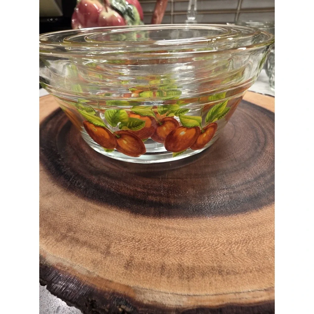 Vintage  Glass Nesting Bowls Set Of 4 Apple Design